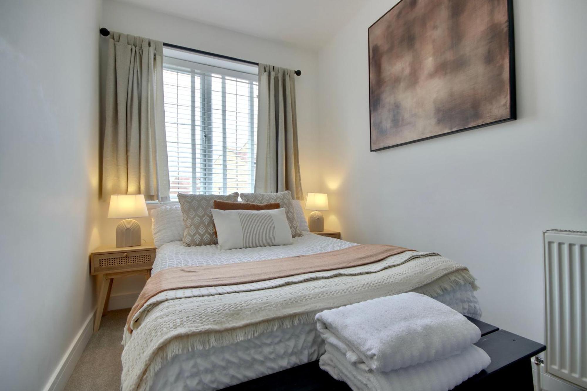 Clover Lodge Portsmouth Luxury Home With Off Road Free Parking Buitenkant foto
